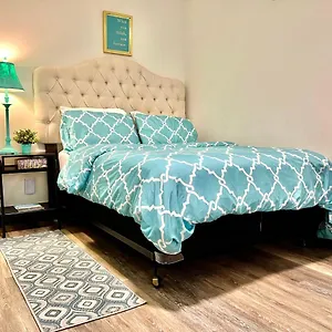 Private With Shared Bathroom On The 1st Floor 10 Minutes Walk To Of Washington United States