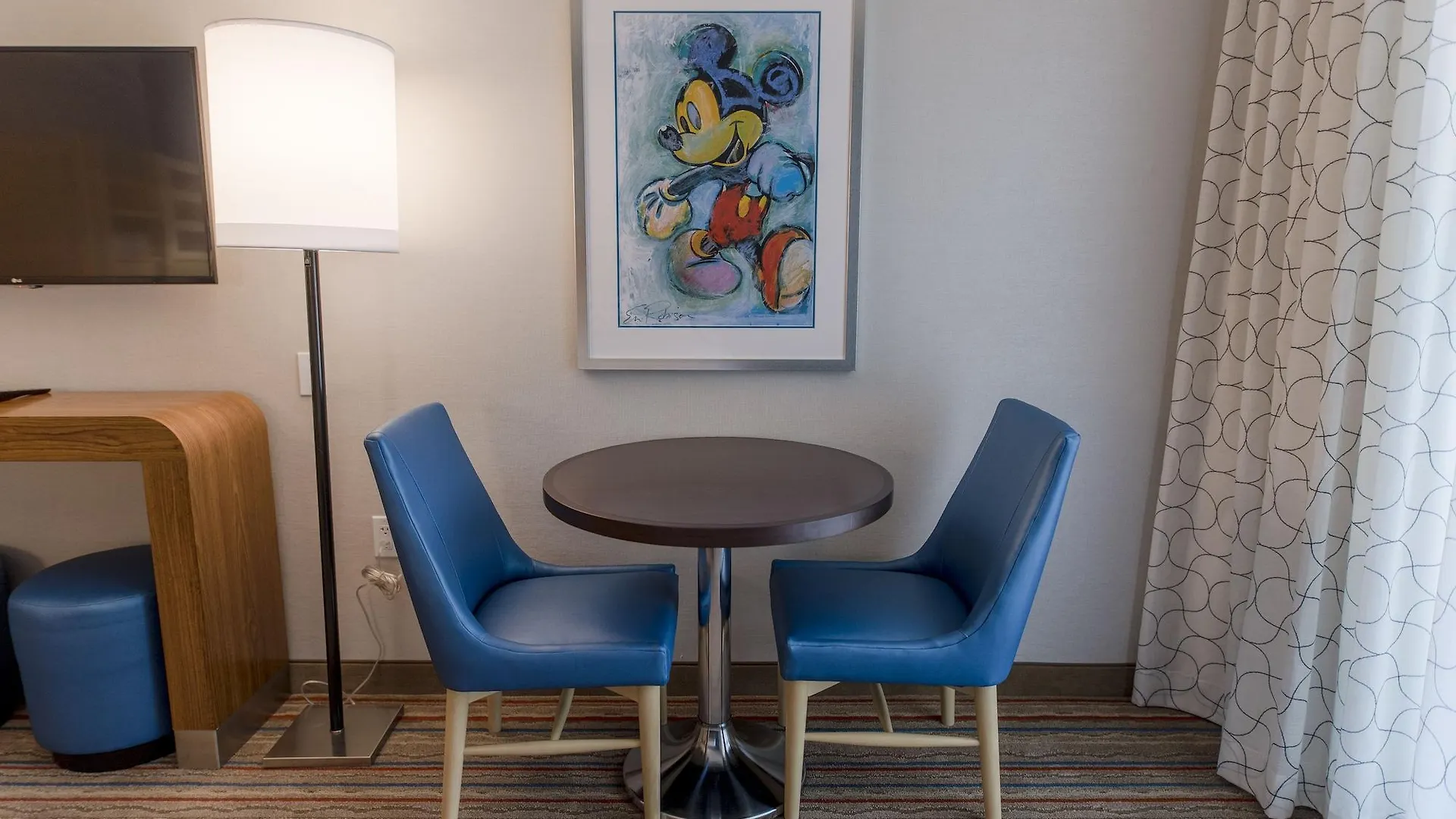 ***  Howard Johnson By Wyndham Anaheim Hotel & Water Playground Estados Unidos